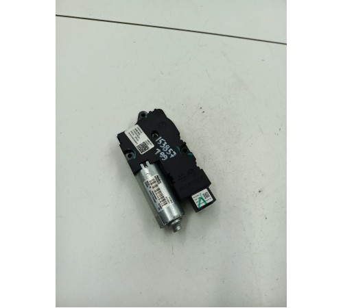 Моторчик люка электролюка крыши