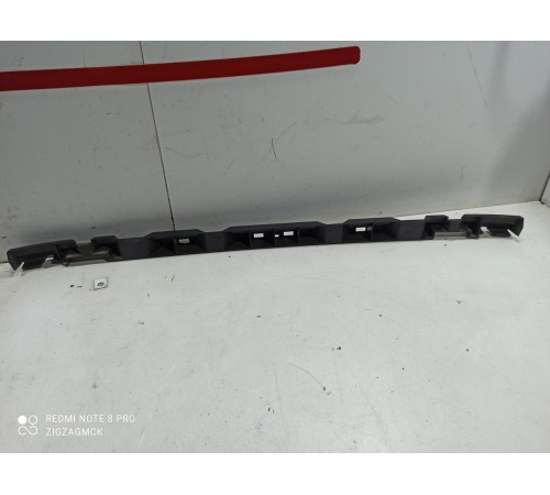 Кронштейн заднего бампера (центральный)