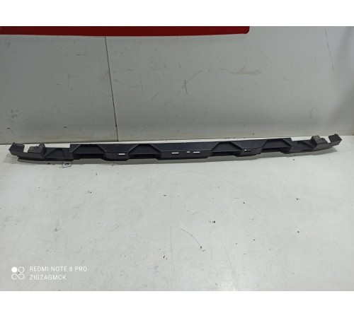 Кронштейн заднего бампера (центральный)