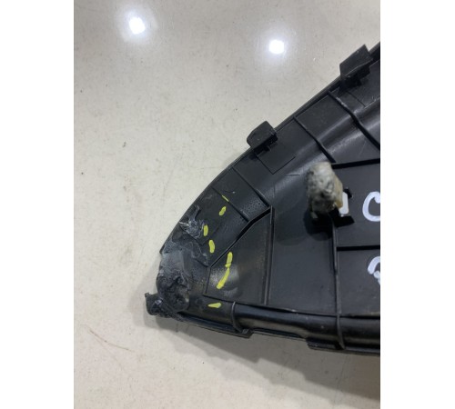 Накладка торпедо(правая)