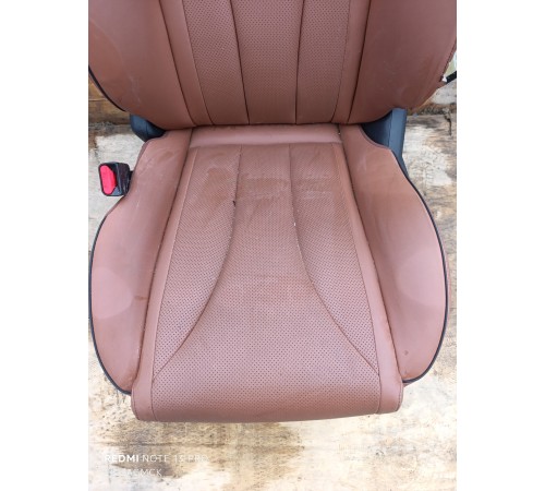 Сиденье переднее левое