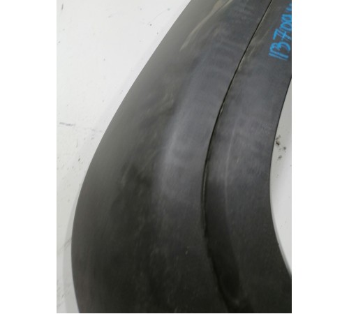 Накладка арки крыла задняя правая