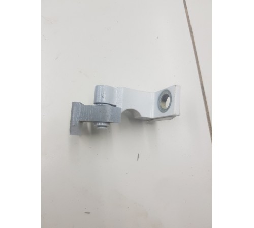 Петля двери задняя левая нижняя