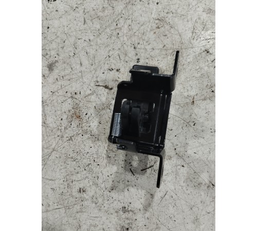 Рычаг открывания лючка бензобака