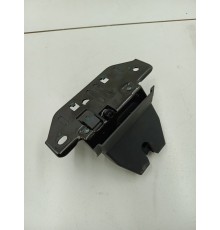 Замок багажника