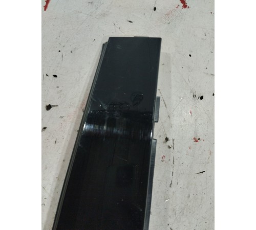 Накладка (молдинг) двери задняя левая