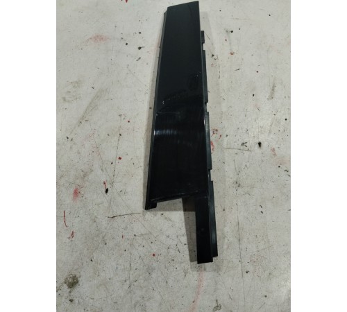 Накладка (молдинг) двери задняя левая