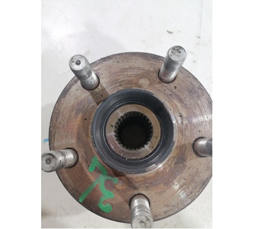 Ступица задняя левая 