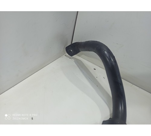 Стабилизатор передний