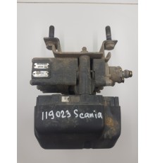 Блок клапанов пневмоподвески