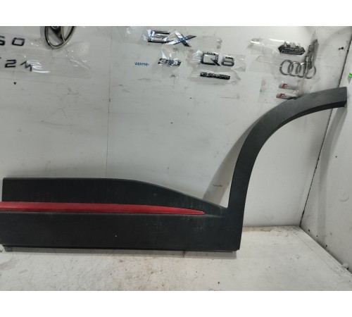 Накладка двери задняя левая