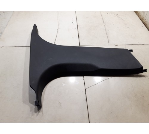 Обшивка центральной стойки(правая нижняя)