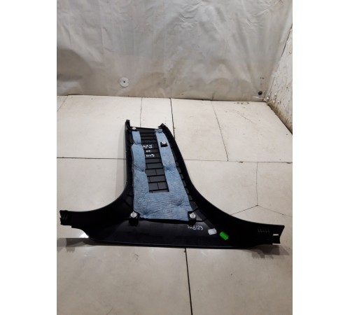 Обшивка центральной стойки(правая нижняя)