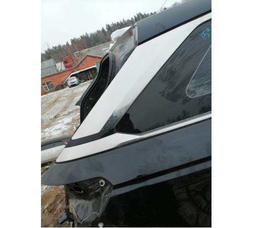 Глухое стекло кузова правое, форточка