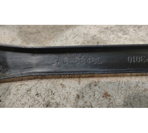 Кронштейн переднего бампера