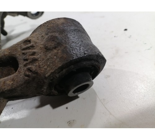 Кулак поворотный задний (правый)