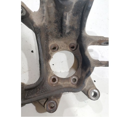 Кулак поворотный задний (правый)