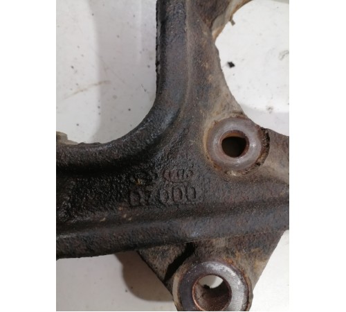 Кулак поворотный задний (правый)