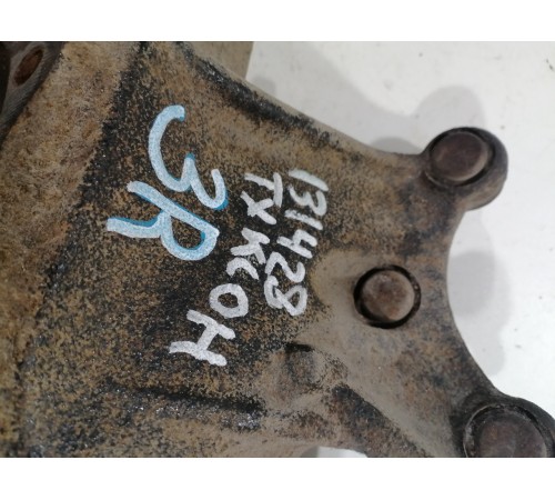 Кулак поворотный задний (правый)