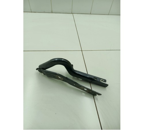 Петля капота левая