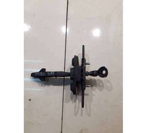 Ограничитель двери (задний, правый)