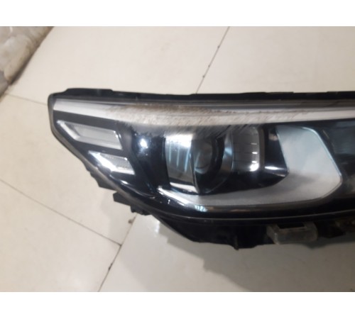 Фара (передняя,правая)