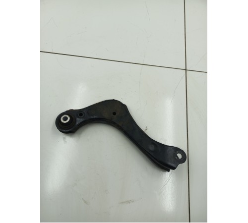 Рычаг задний левый