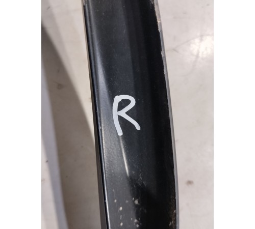 Поводок стеклоочистителя(правый)