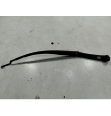 Поводок стеклоочистителя(правый)