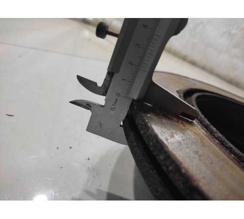 Тормозной диск (задний, левый)