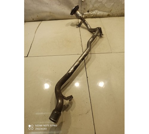 Горловина топливного бака