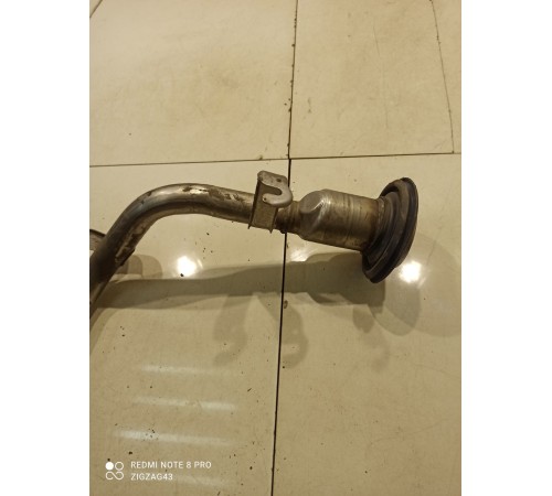 Горловина топливного бака