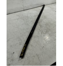 Уплотнитель стекла задний левый внешний