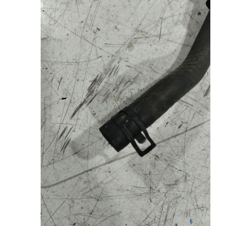 Патрубок системы охлаждения