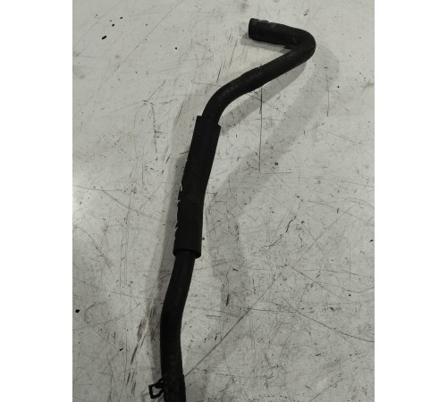 Патрубок системы охлаждения