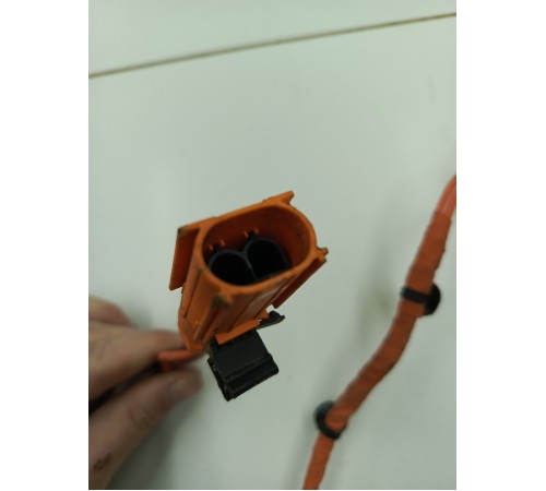 Высоковольтный кабель (низкое напряжение)