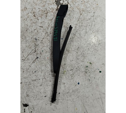 Поводок стеклоочистителя задний