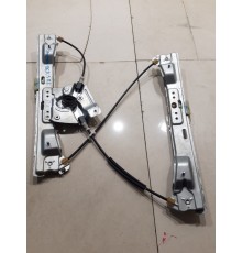 Стеклоподъемник (передний левый)