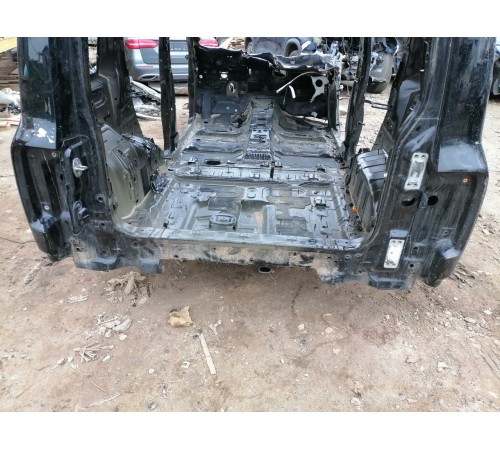 Задняя панель кузова