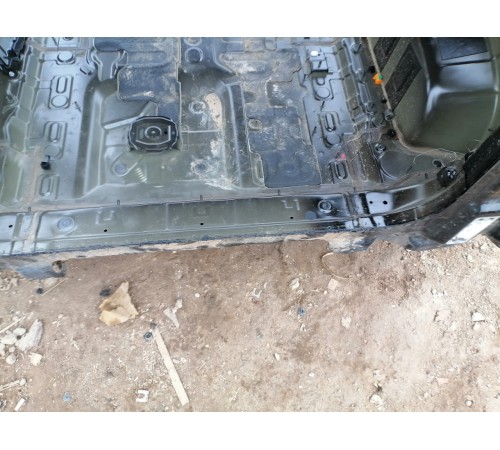 Задняя панель кузова