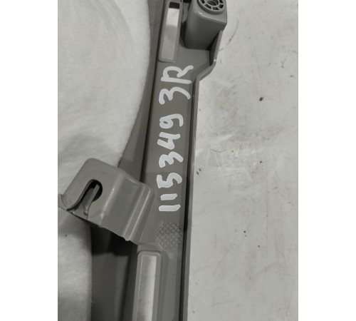 Обшивка стойки задняя правая верхняя