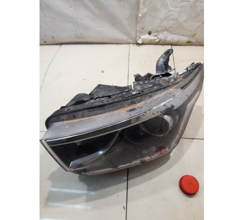 Фара (передняя,левая)