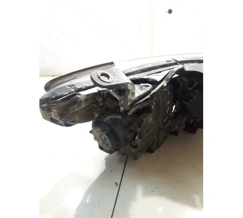 Фара (передняя,левая)