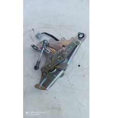 Привод открывания крышки багажника