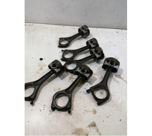 Шатун с поршнем 3,0 бензин