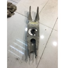 Рычаг подвески (задний, левый, нижний)