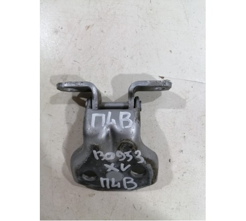 Петля двери передняя левая верхняя