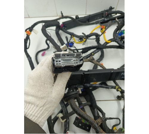 Электропроводка под торпедная