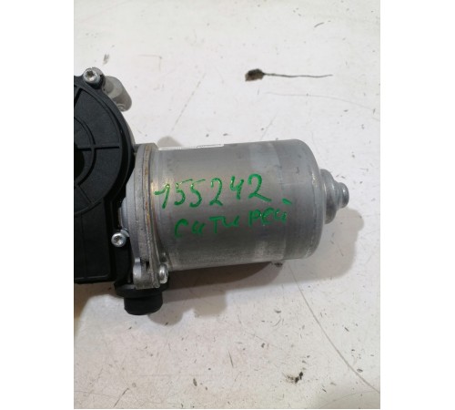 Моторчик стеклоочистителя лобового стекла