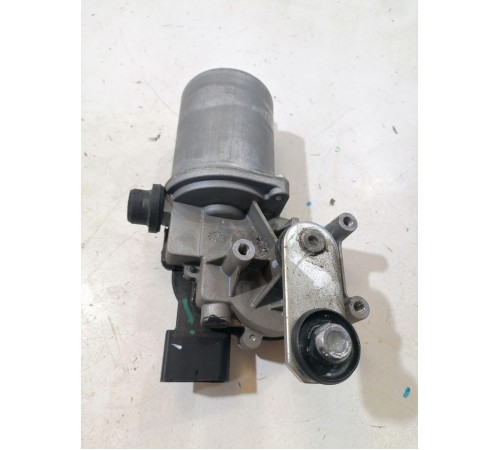 Моторчик стеклоочистителя лобового стекла